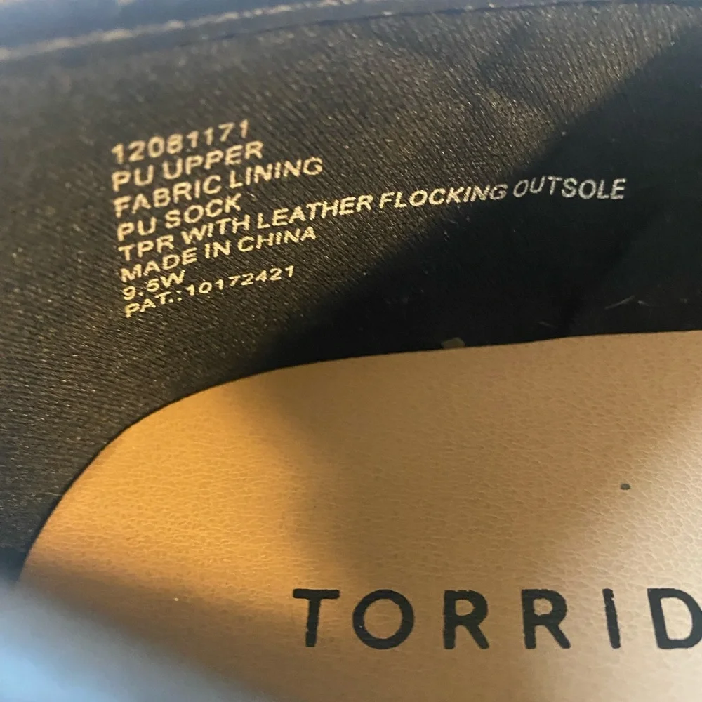 Torrid Black Interlocking Strap Slide Sandals Torrid black loafers.